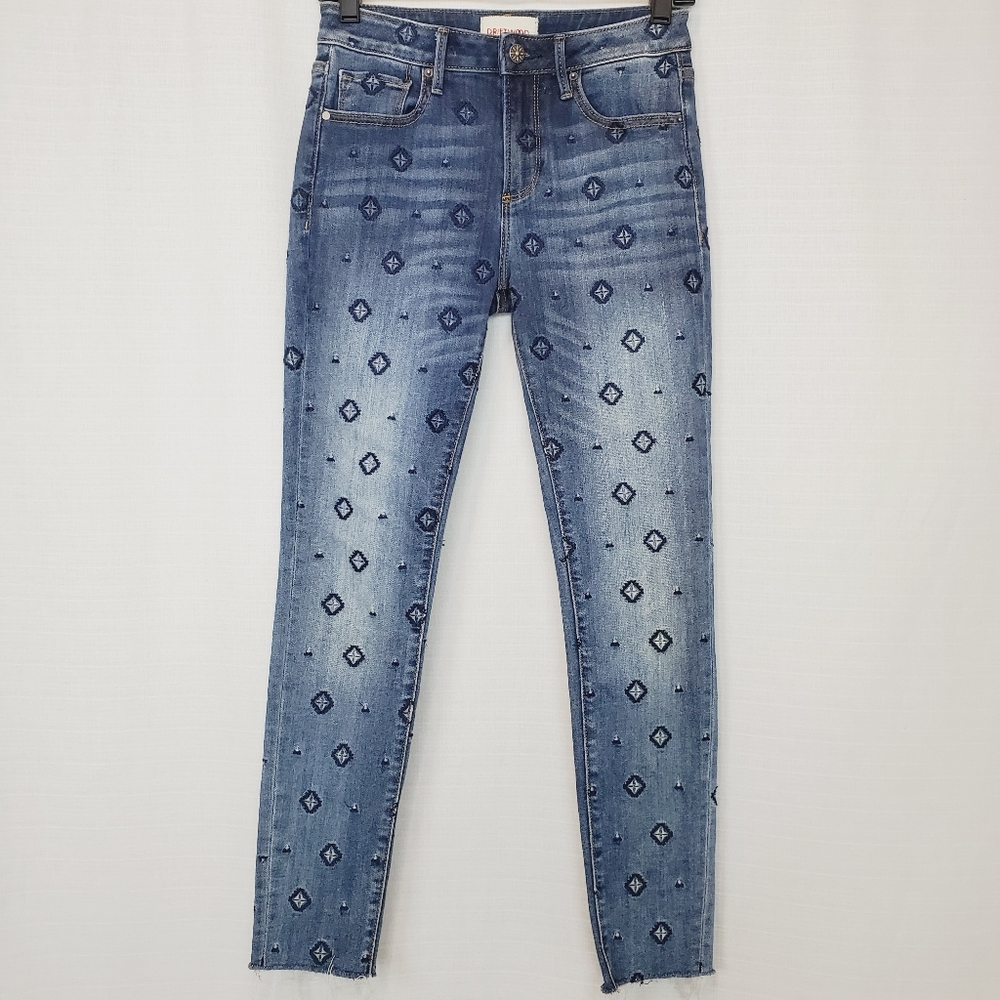 Driftwood Jackie Diamond Embroidered Jean 25